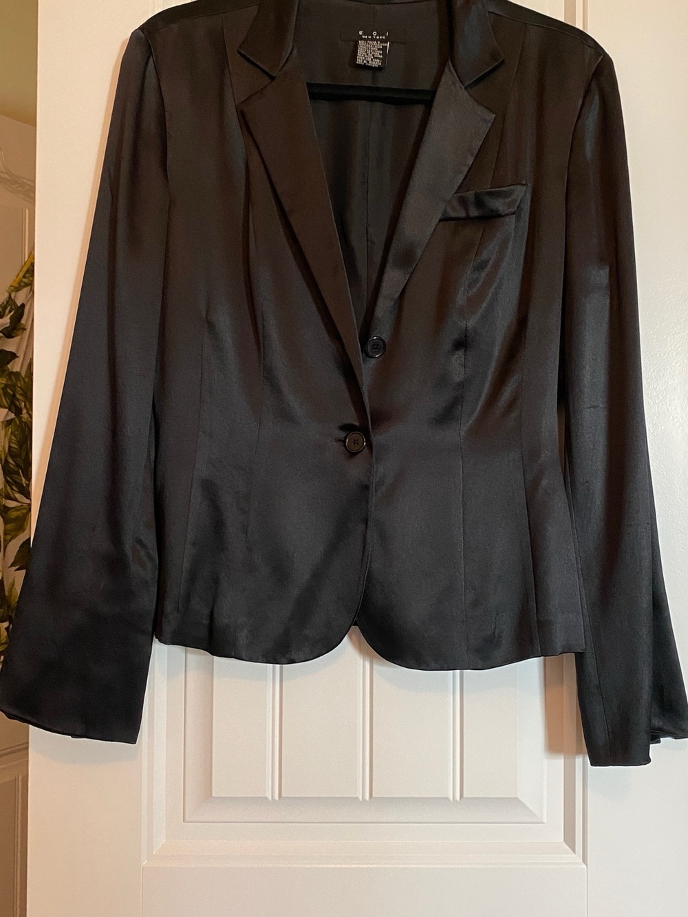ECI Black Blazer Jacket 100%
Silk with Notched Lapel Size 4
